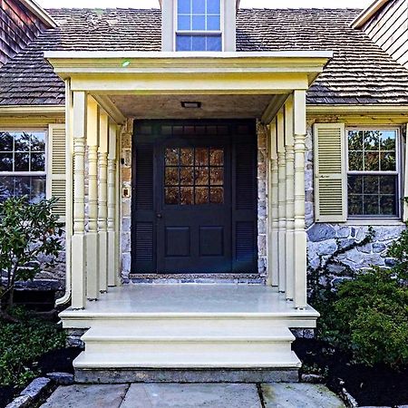 Downingtown Manor - 1900S Farmhouse With Creek Views ภายนอก รูปภาพ